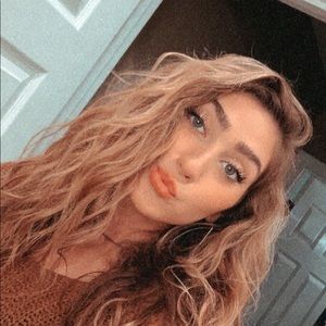 Meet your Posher, Anna grace